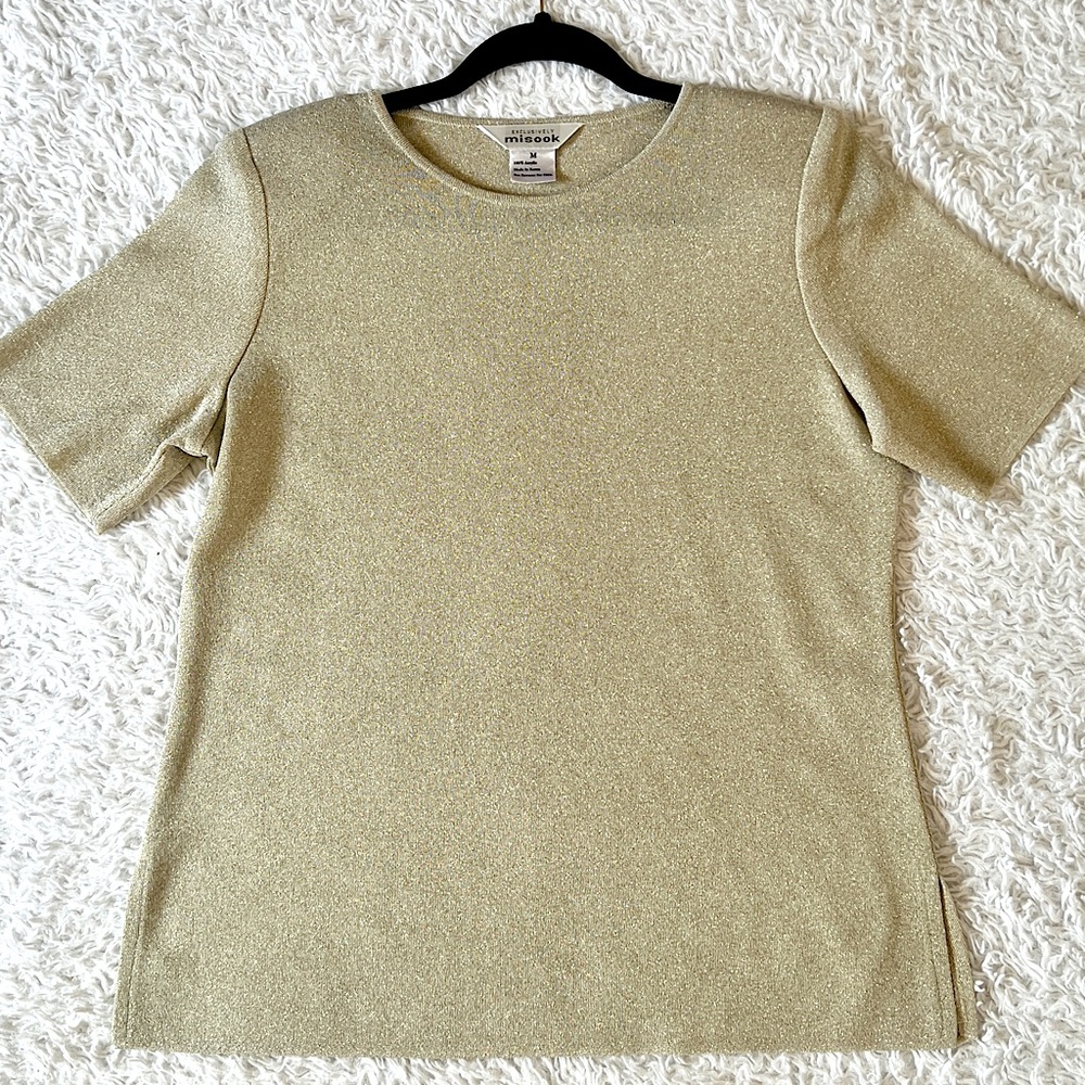 Like New: Misook Gold Sparkle Scoop Neck Knit in Medium